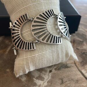 Lucky Brand Silver tone Geometric Bracelet